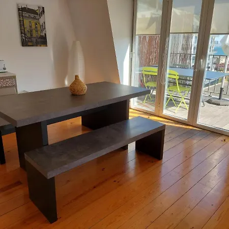 Big Terrace Apartment-graca Apartment